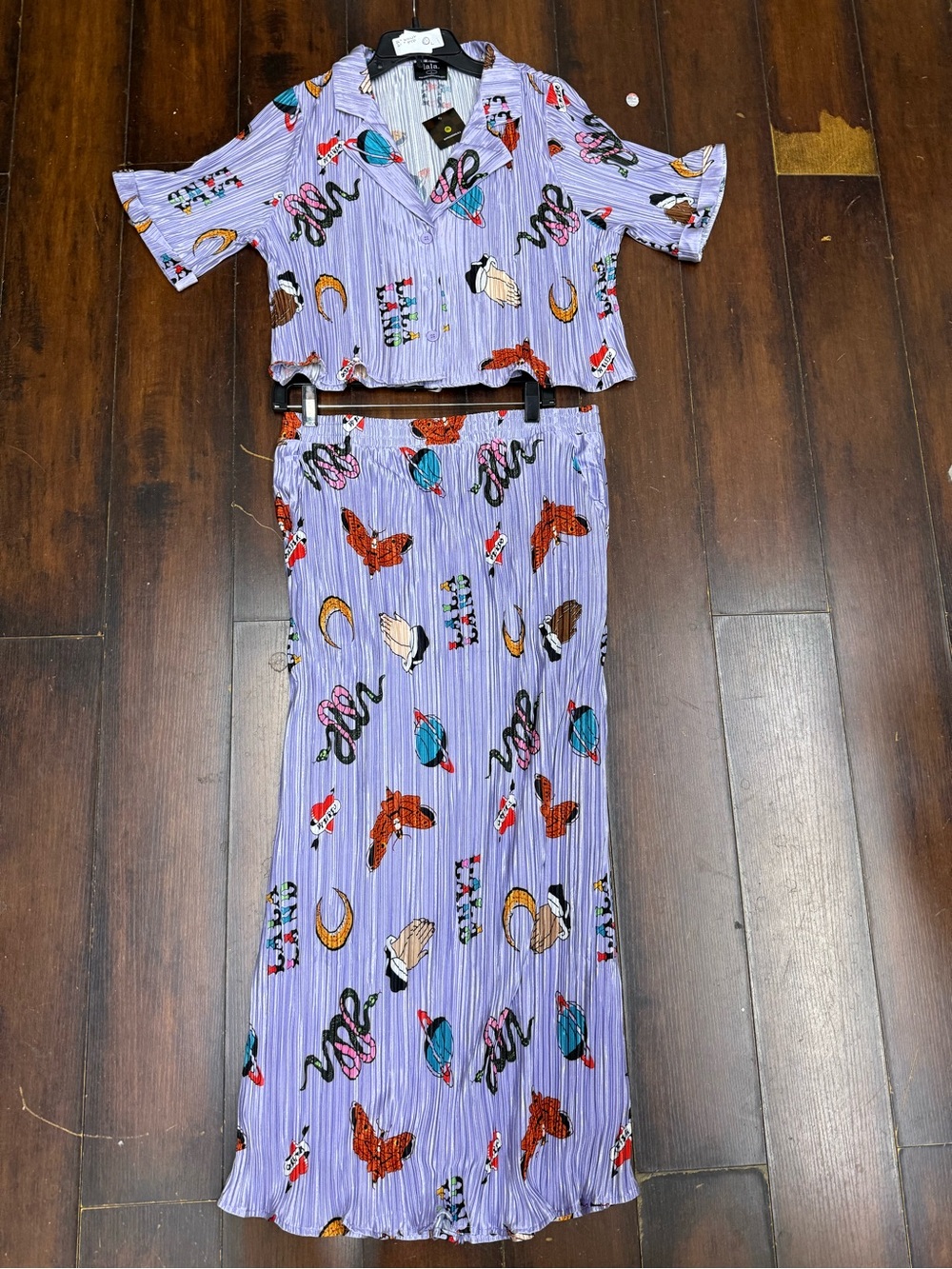 DRESSED IN LALA  plissé skirt set in LAVENDER TATTOO  $152 MSRP - Picture 3 of 4